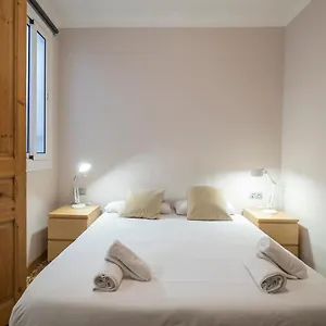 https://acogedor-apartamento-de-2-dormitorios.topbarcelonahotels.com